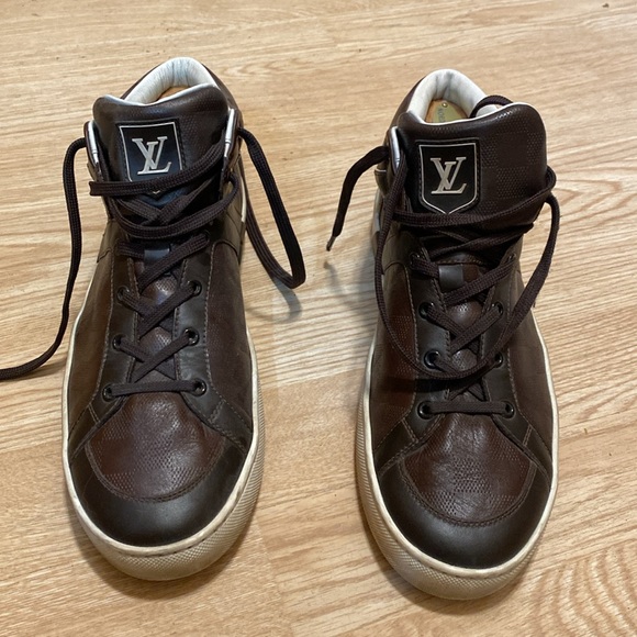 Two tone brown/dark brown LV boots - Picture 2 of 5